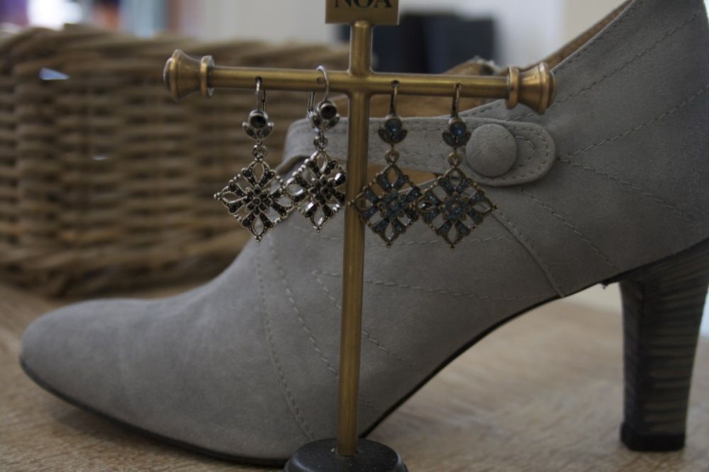 Дамски велурени обувки Noa Noa модел Sarita, с висок ток