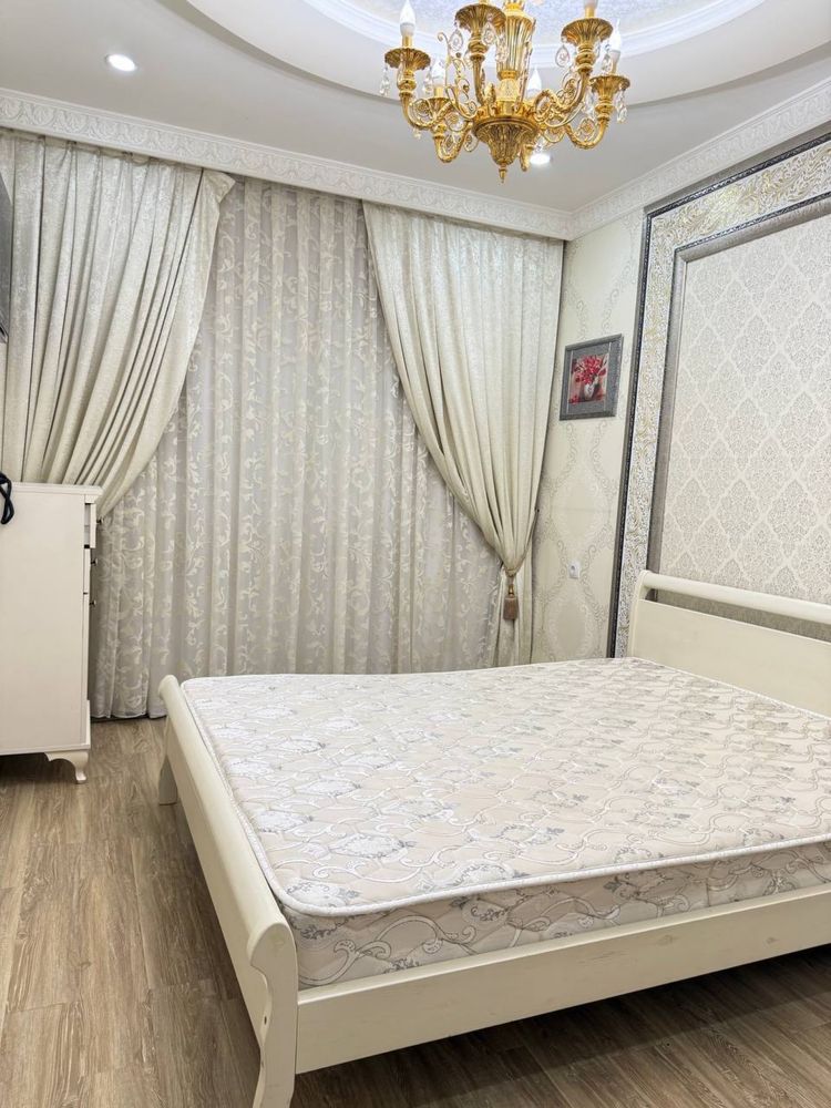 Ганга рядом с метро