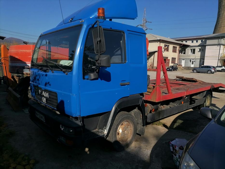 Vând camion Man LE 180, 7.5 t, platforma