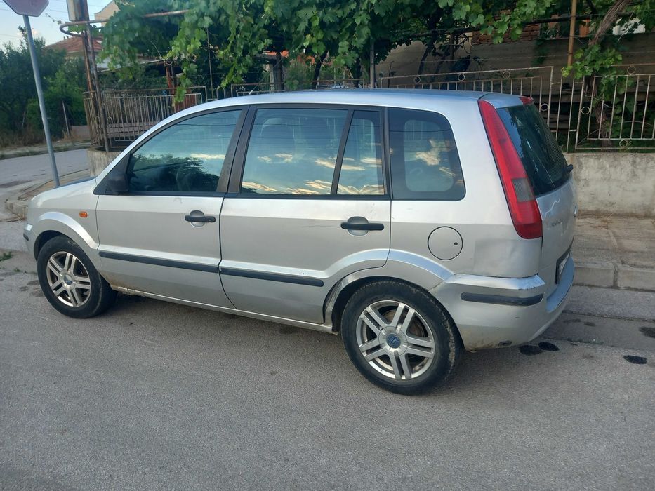 Продавам Форд Фюжън 1.4 бензин 2004год. на части