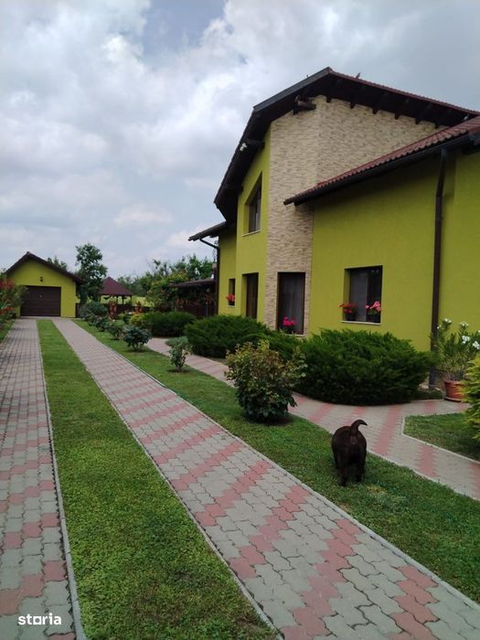 Vila in Sanleani 355 000 euro