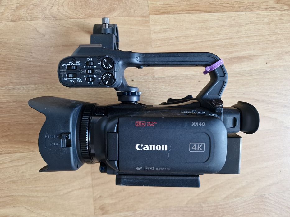 Canon XA40 kit complet accesorii
