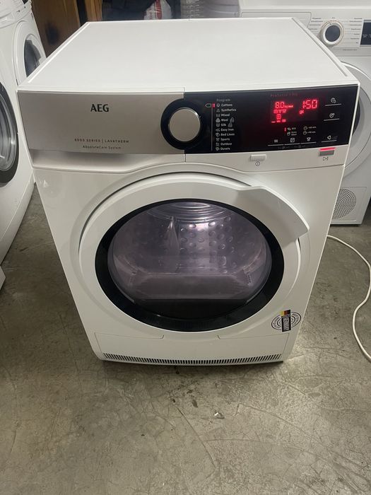 Сушилня AEG 8000, 8 кг., термопомпа. Инверторен мотор!