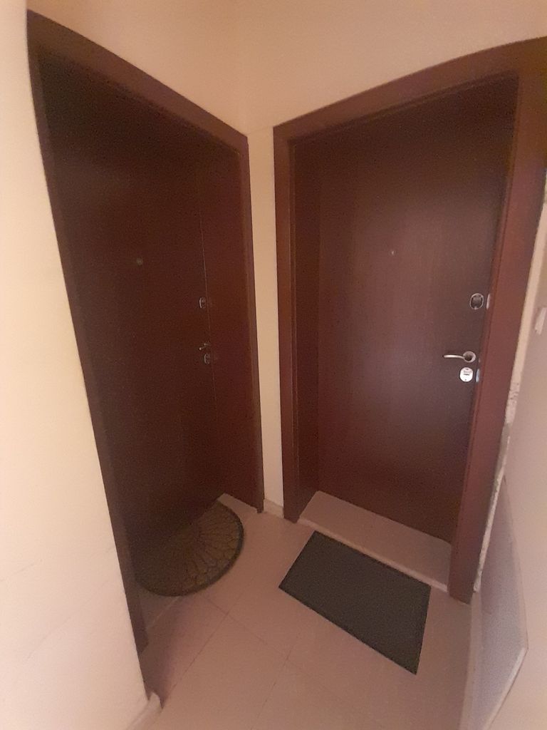 Дава се под наем Ателие в Плевен, Идеален център - 53 кв.м за 306 € - Снимка #11