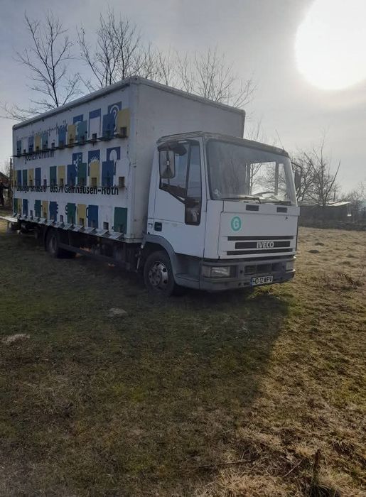 Vând camion Iveco