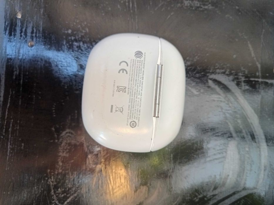 Безжични слушалки JBL TUNE125TWS