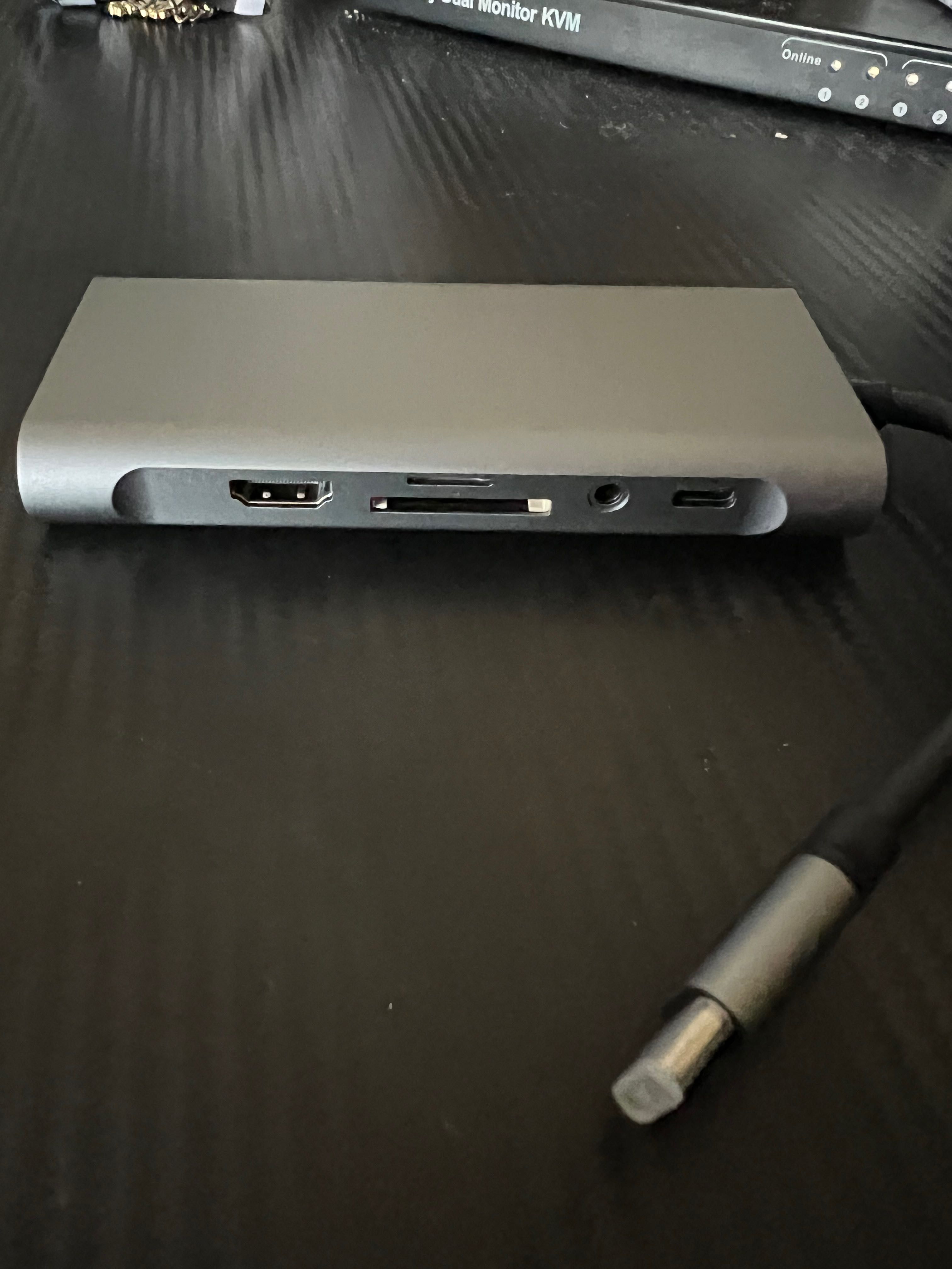 Хъб hub type c за Pc и Mac 11in1 Нов!