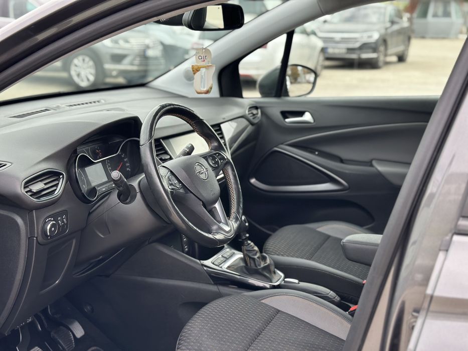 Opel crossland x 2019/km:98000/unic proprietar /stare noua