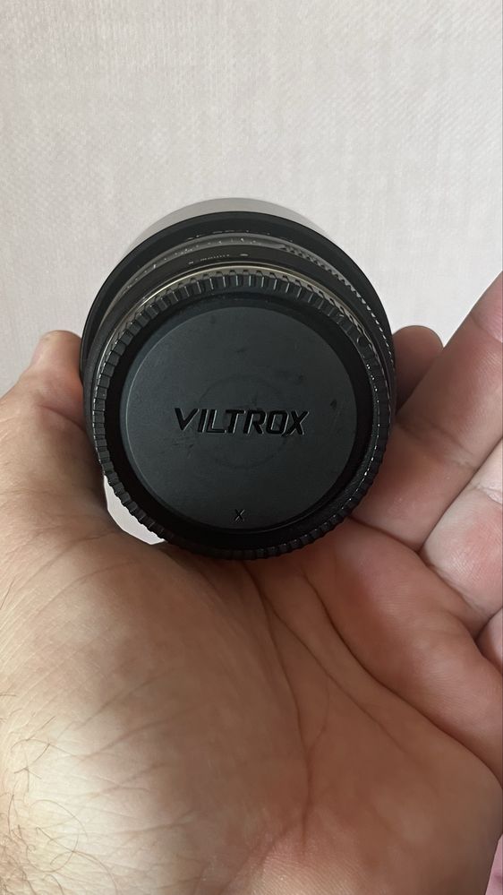 Обектив Viltrox за Fujifilm X