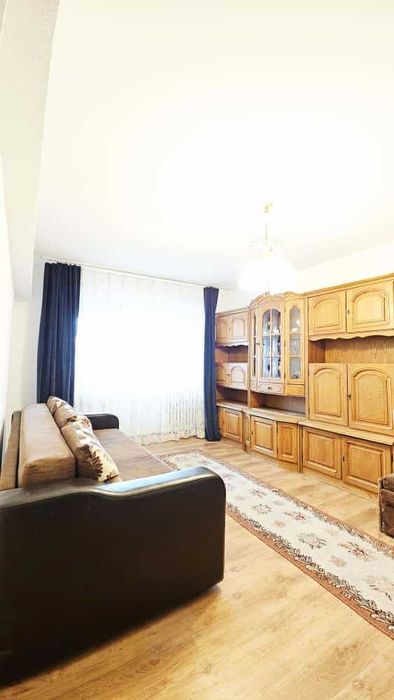 Titulescu, Victoriei, apartament 3 camere decomandat