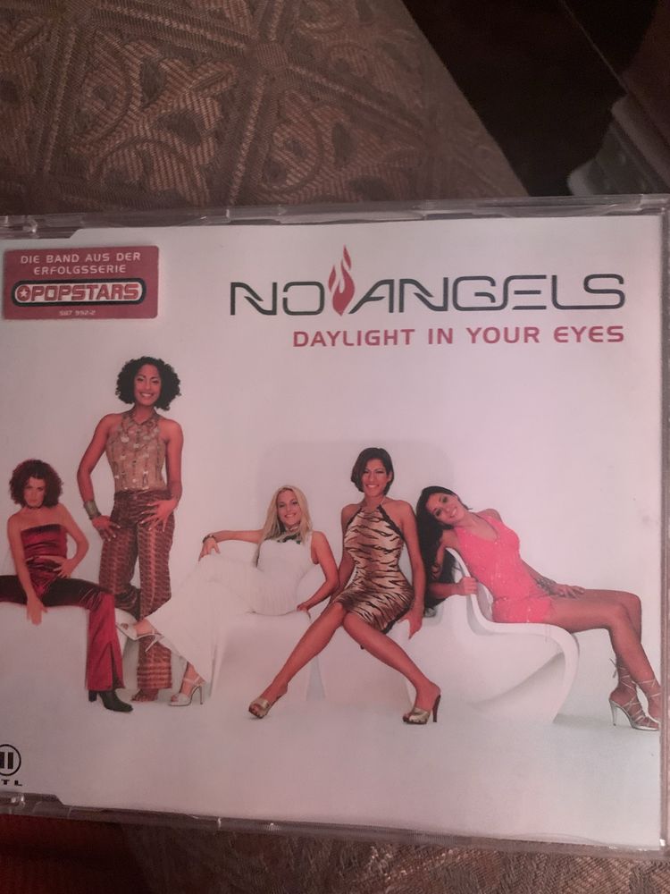 Maxi cd single top hitove 90yars