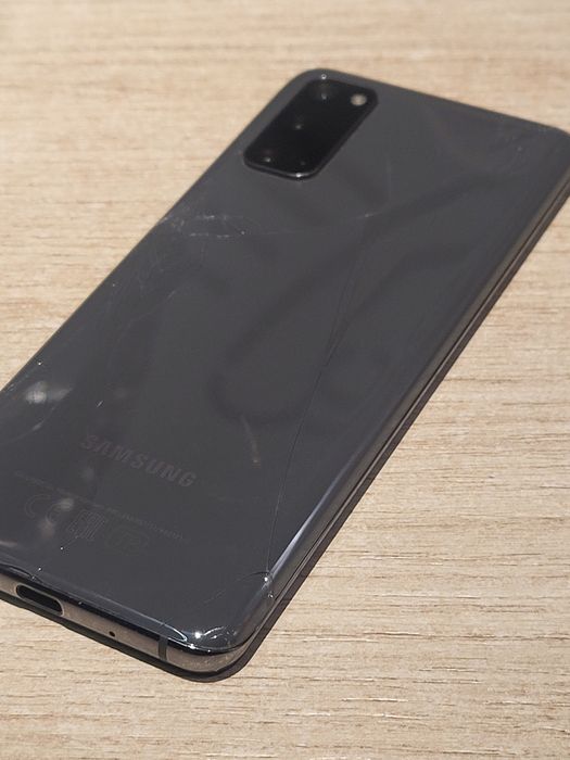 Продам, Samsung galaxy s20