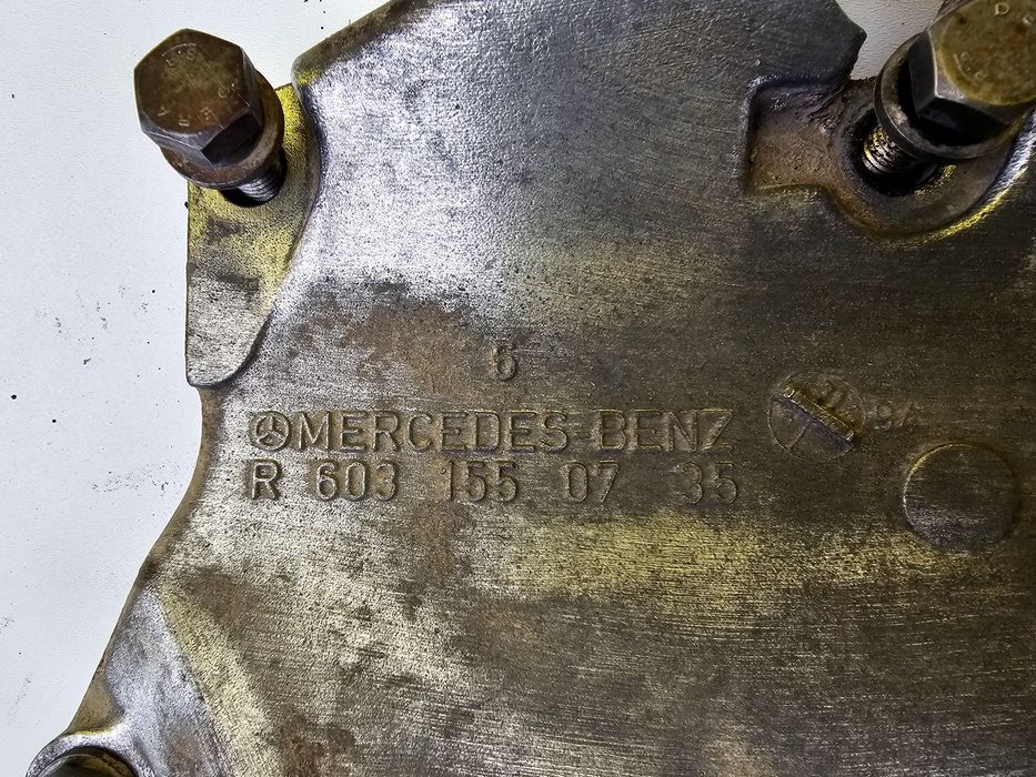 Оригинална стойка за алтернатор на Мерцедес Спринтер 312 2,9 тди 96-99