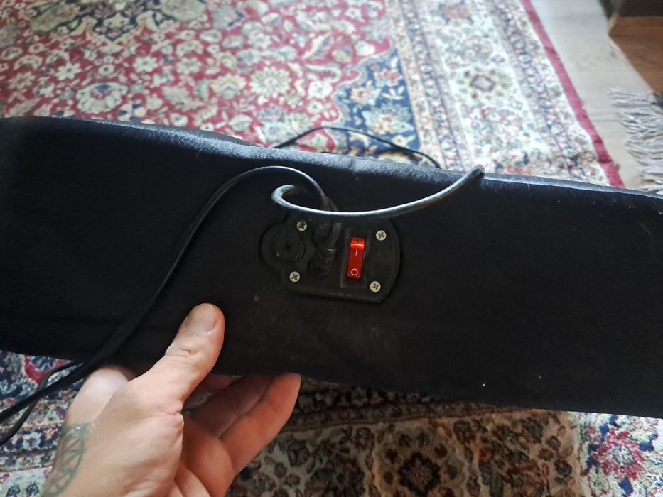 Vând aparat de masaj