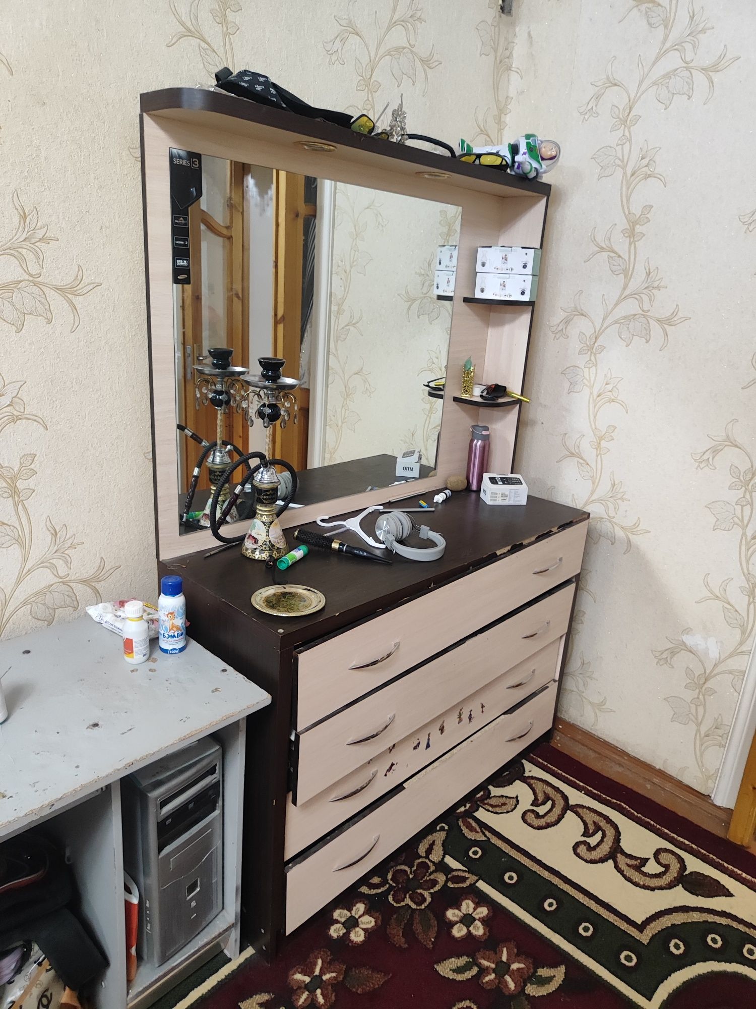 Продаётся диван теремок шифоньер тумбочка двухъярусный кровать
