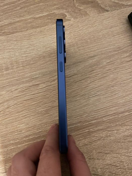 Vând samsung galaxy s25