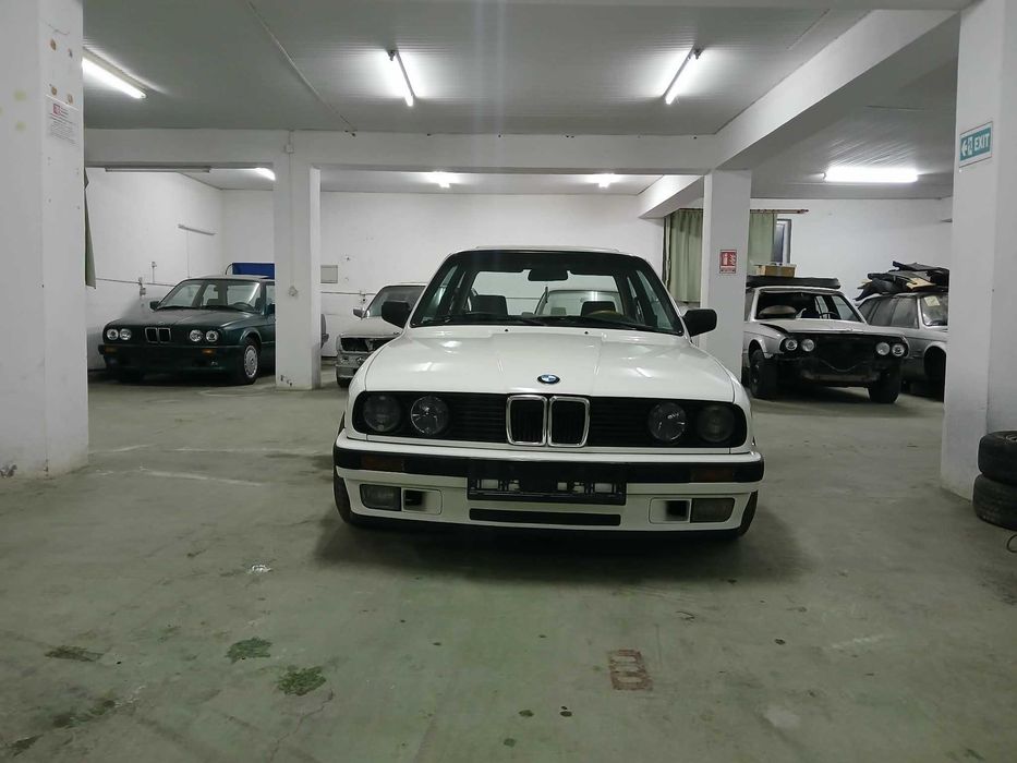 Bmw E30 330i ,,Ursuleț"