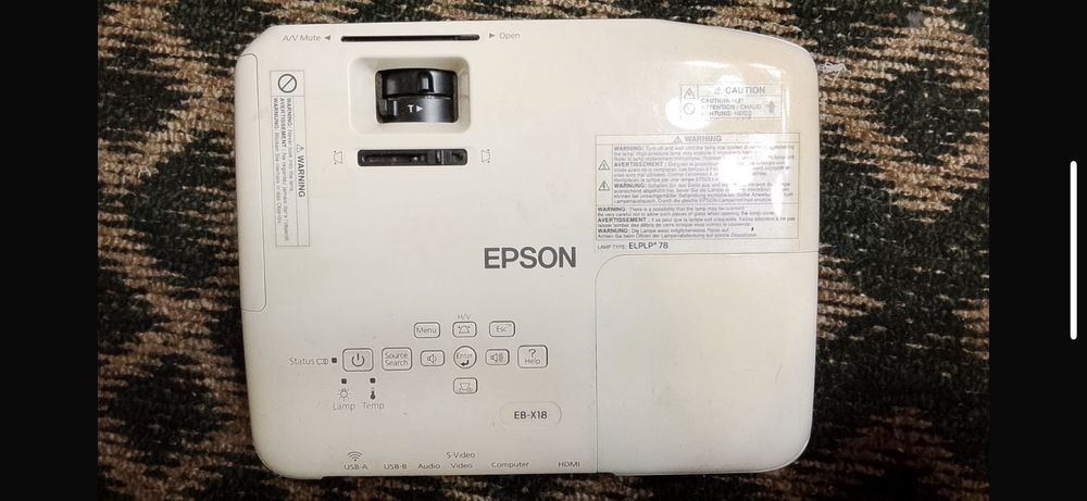 Продаю проектор Epson EB-X18
