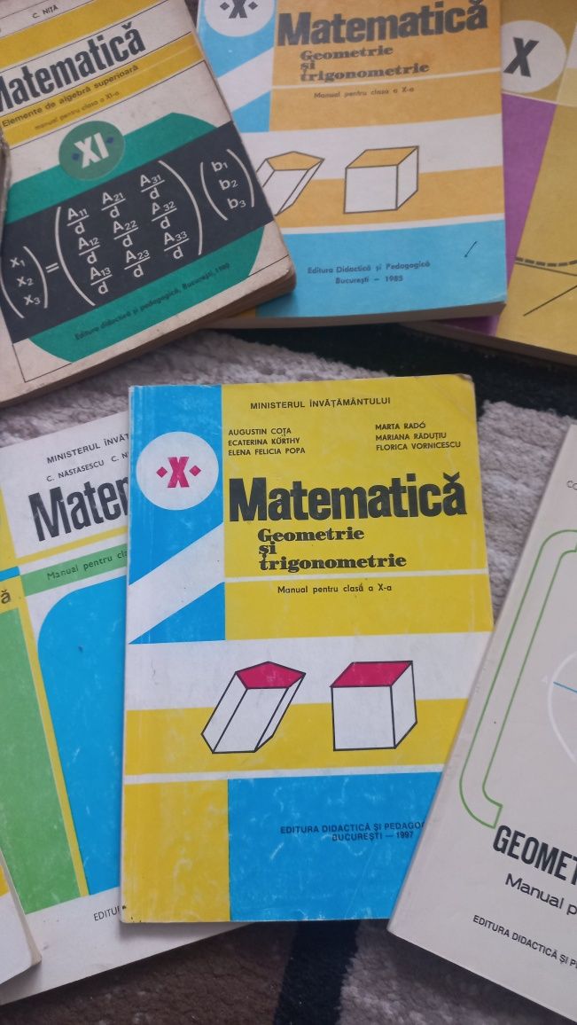 Diverse manuale matematica