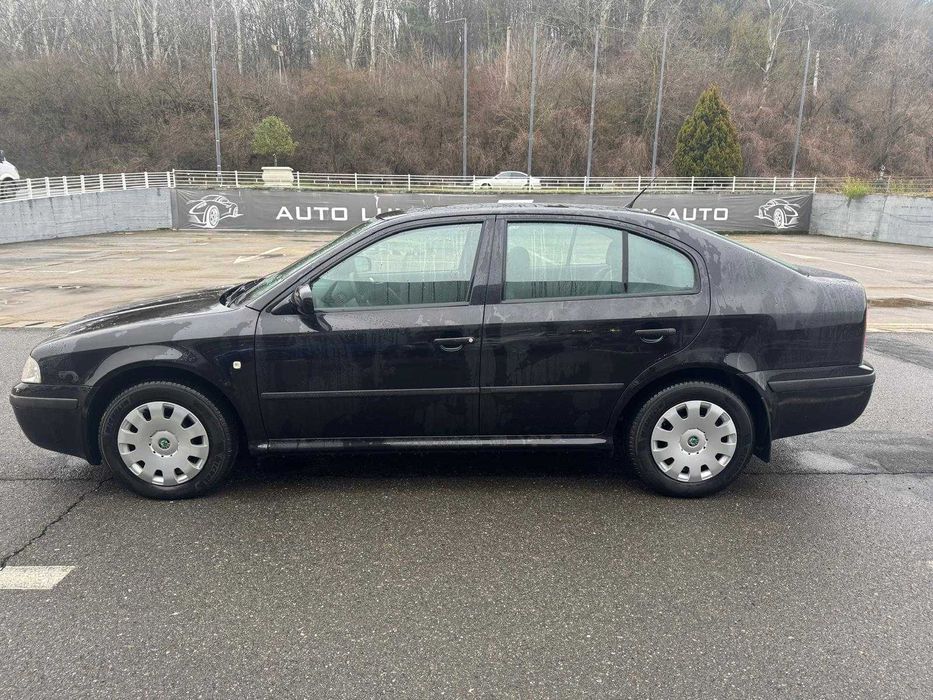 Skoda Octavia Tour/1 singur proprietar de noua