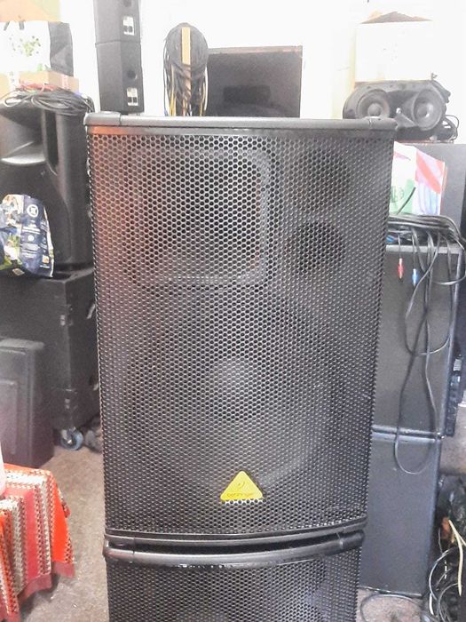 Boxe Behringer Eurolive