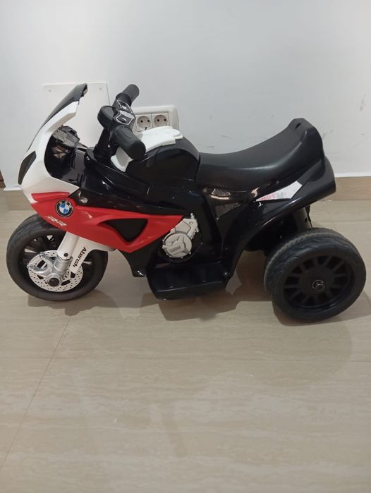 Mini motocicleta BMW electrica