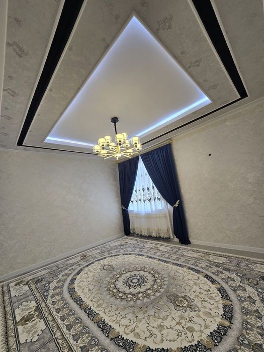 5-mik Aura magazin tomonda 2 xonali uy sotiladi