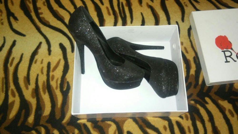 Туфли 35 размер фирменые