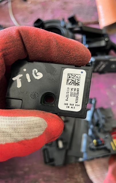 Senzor unghi volan 1K0959654 Volkswagen VW Tiguan