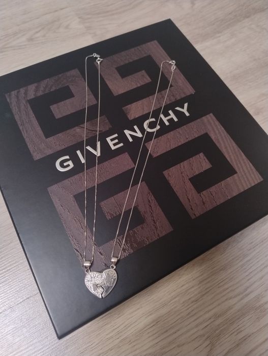 Set 2 lantisoare argint cu pandantiv 2 inimi