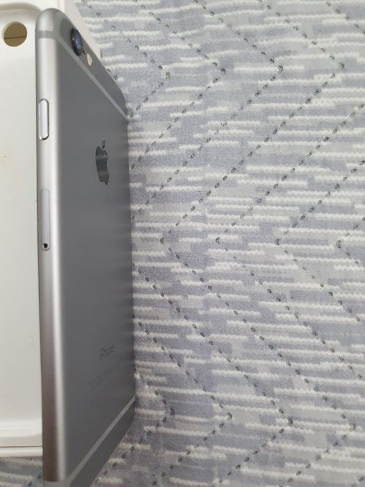 Vând iPhone 6 in stare foarte bună