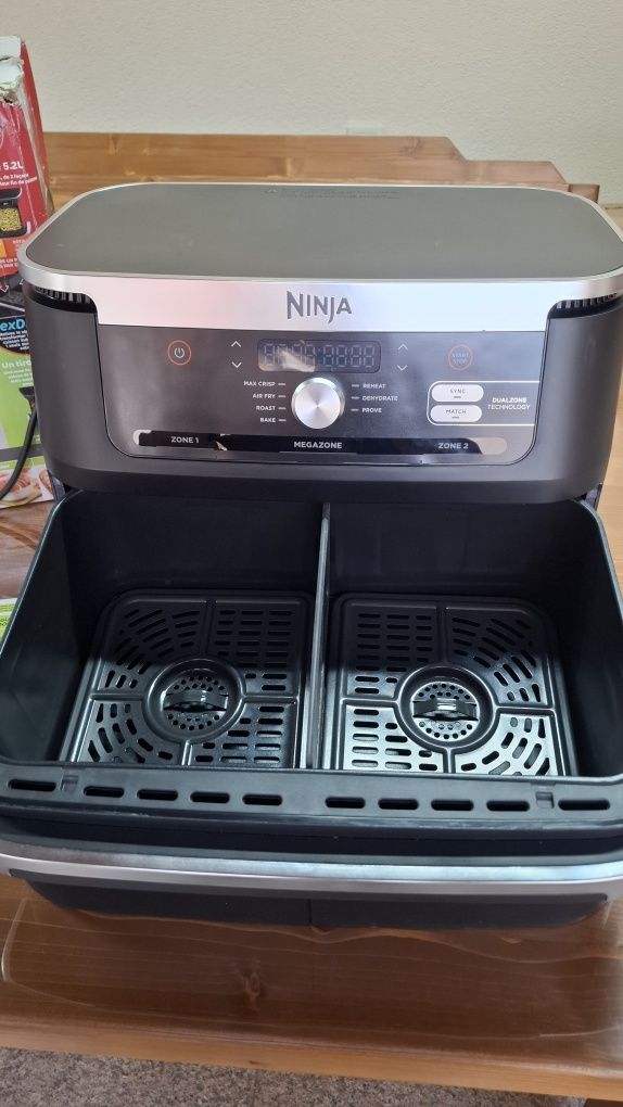Еър фрайер Ninja Flex Drawer AF500EU, 2470W, 10.4 L,40-240гр,7програми