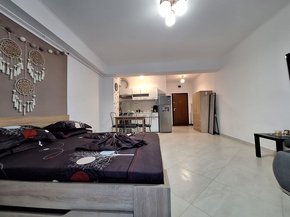 Inchiriez studio MAMAIA NORD