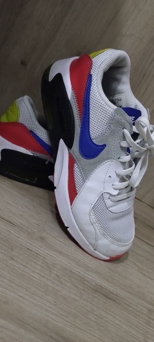 Nike air excee маратонки