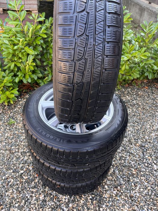 Jante+Cauciucuri Dacia Duster / Qashqai 5x114.3 215/60/17