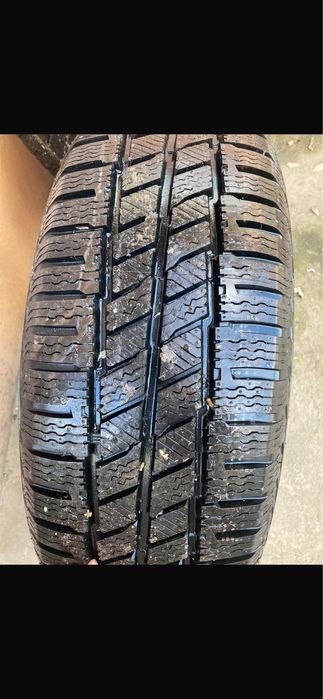 Vand cauciucuri noi cu tot cu jante