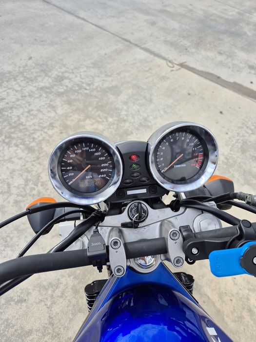 Vând Suzuki Bandit GSF600