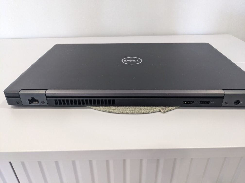 DELL Latitude 5580 i5-7300HQ 2.5Ghz/ 8Gb DDR4/ SSD 256 M2