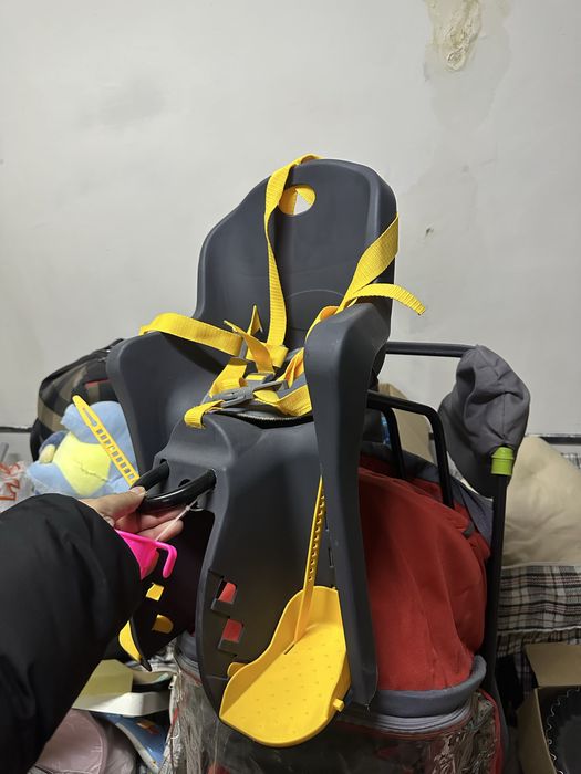 Продам коляска сани, кресло для вело, чемодан