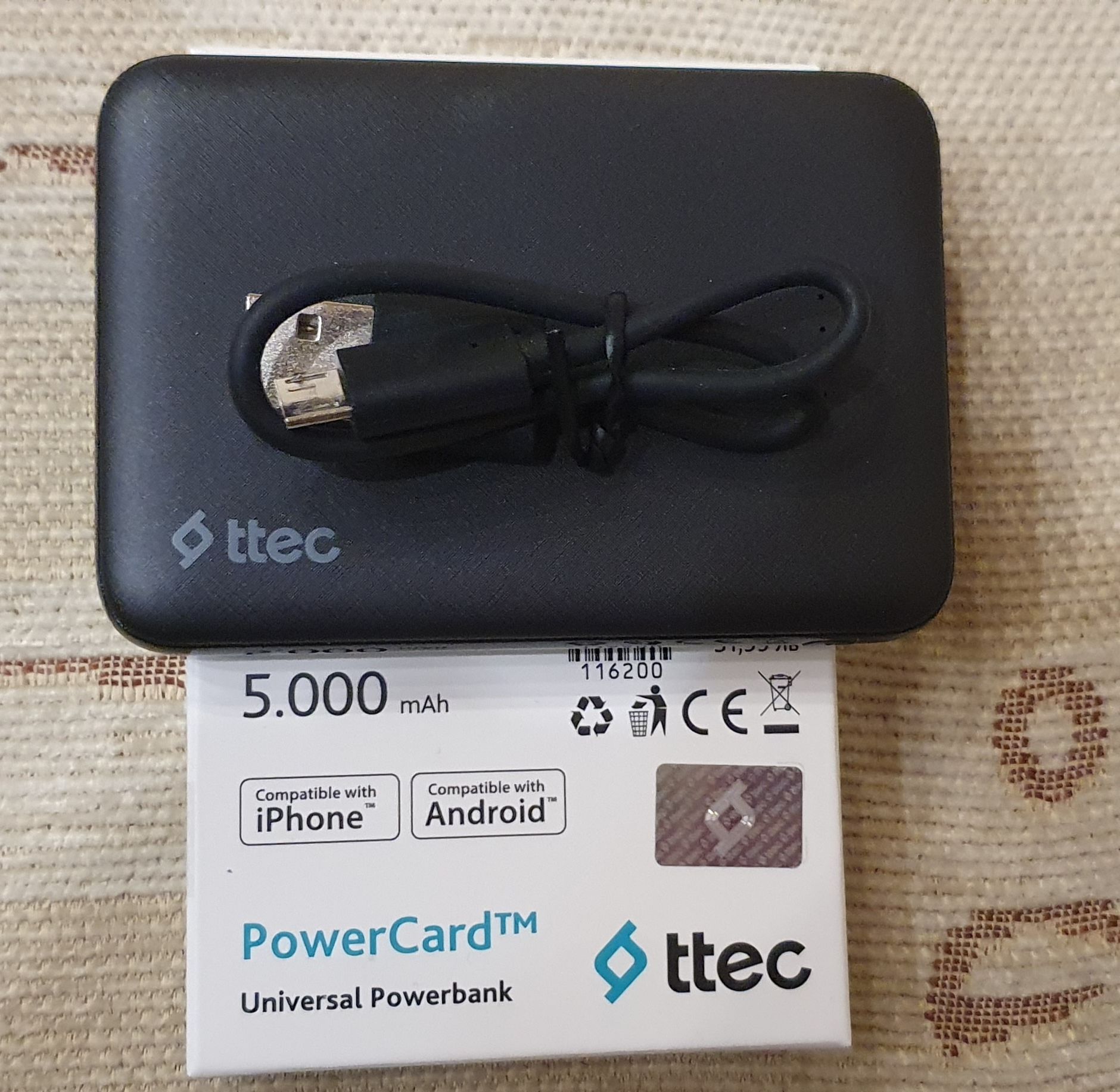Нова много мощна външна батерия  pawerbank ttec 5000 mAh универсална