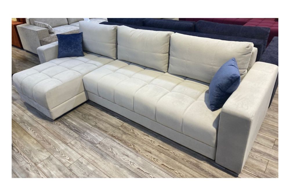 Диван в хоршем состояние