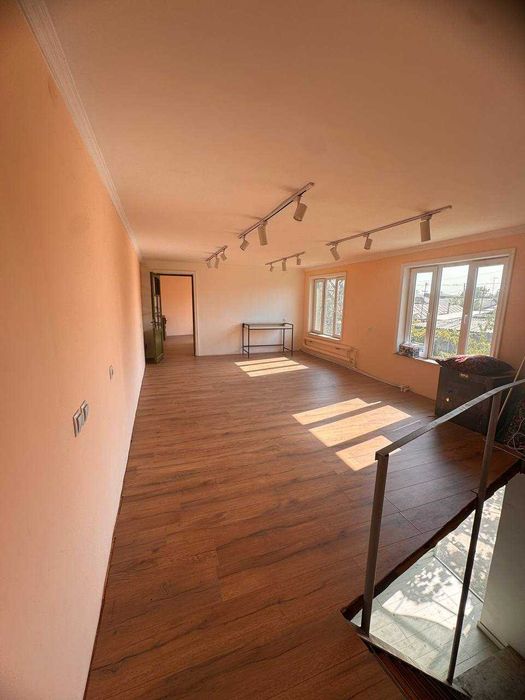 Участок 4.6 сотки Яшнабад