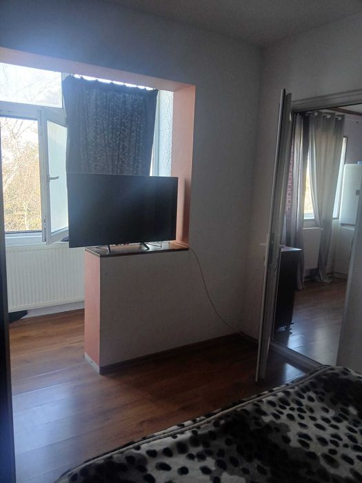 Inchiriez apartament 2 camere in zona liceului agricol