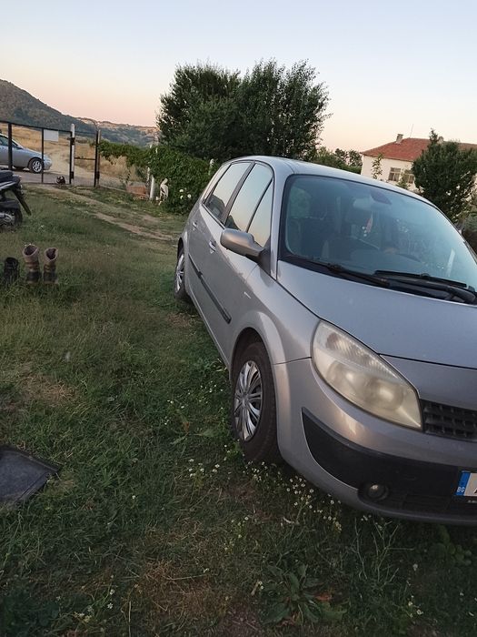 Рено  Сценик 2 газ бензин