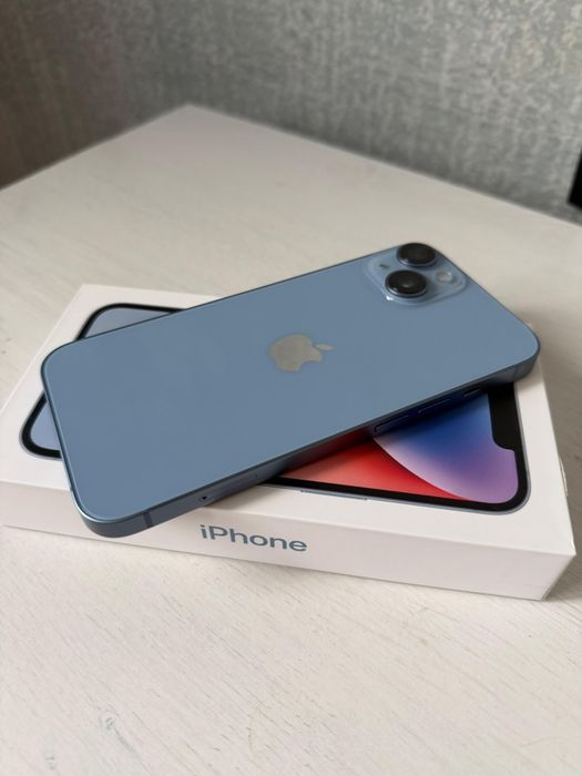 Продам Iphone 14