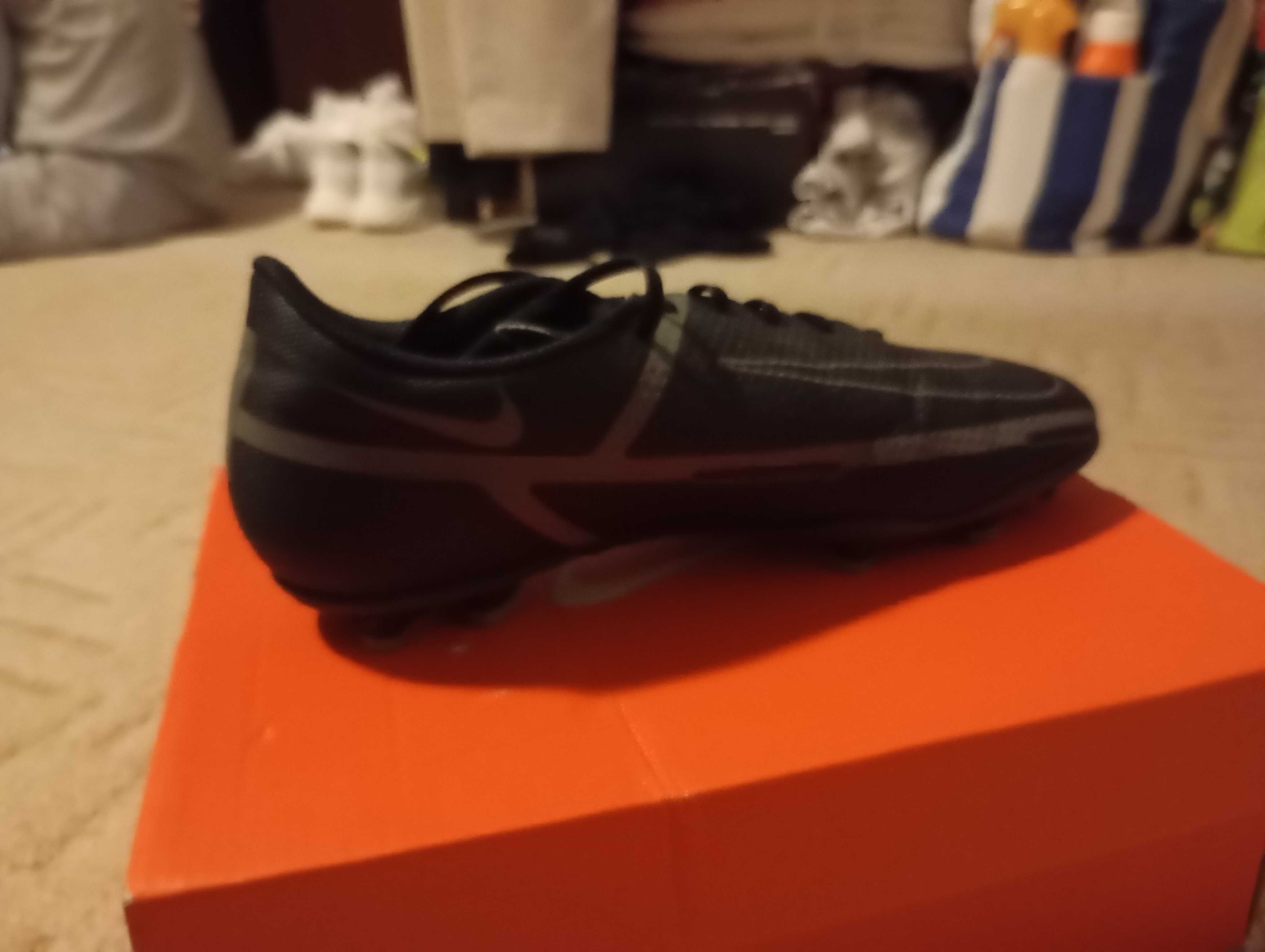 Nike бутонки 39 номер