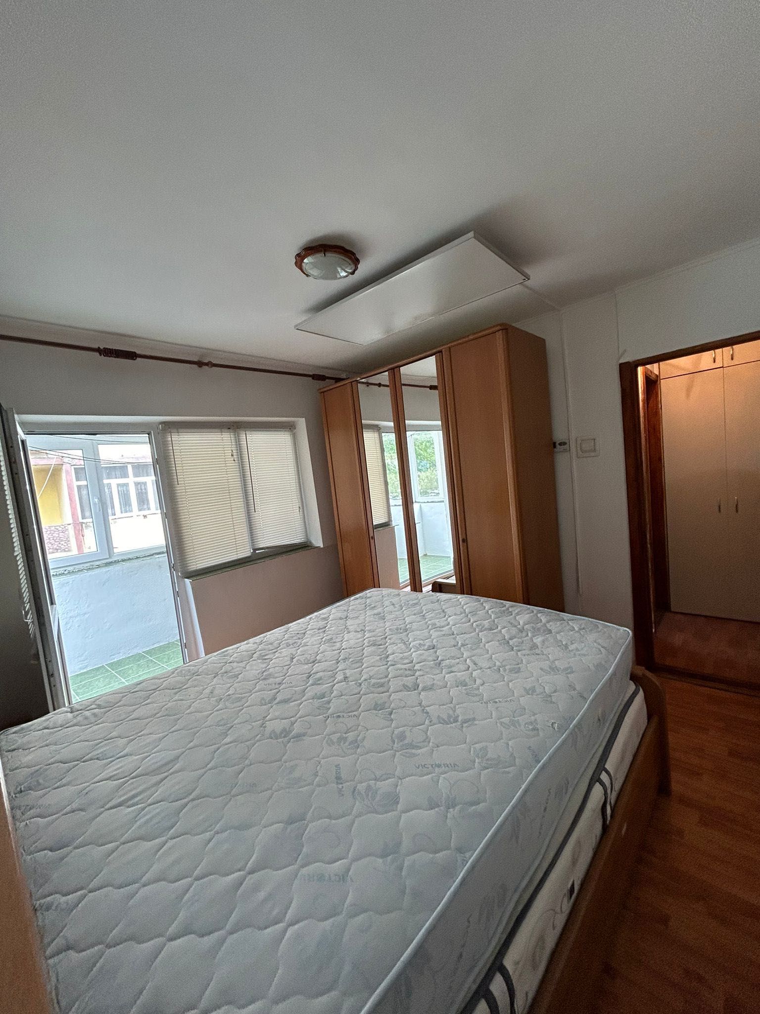 Vând apartament în Calafat