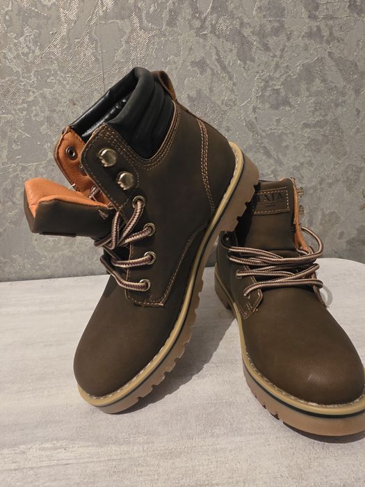 Ботинки  новые, детские