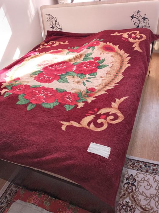 Спальная кровать 30 тыс