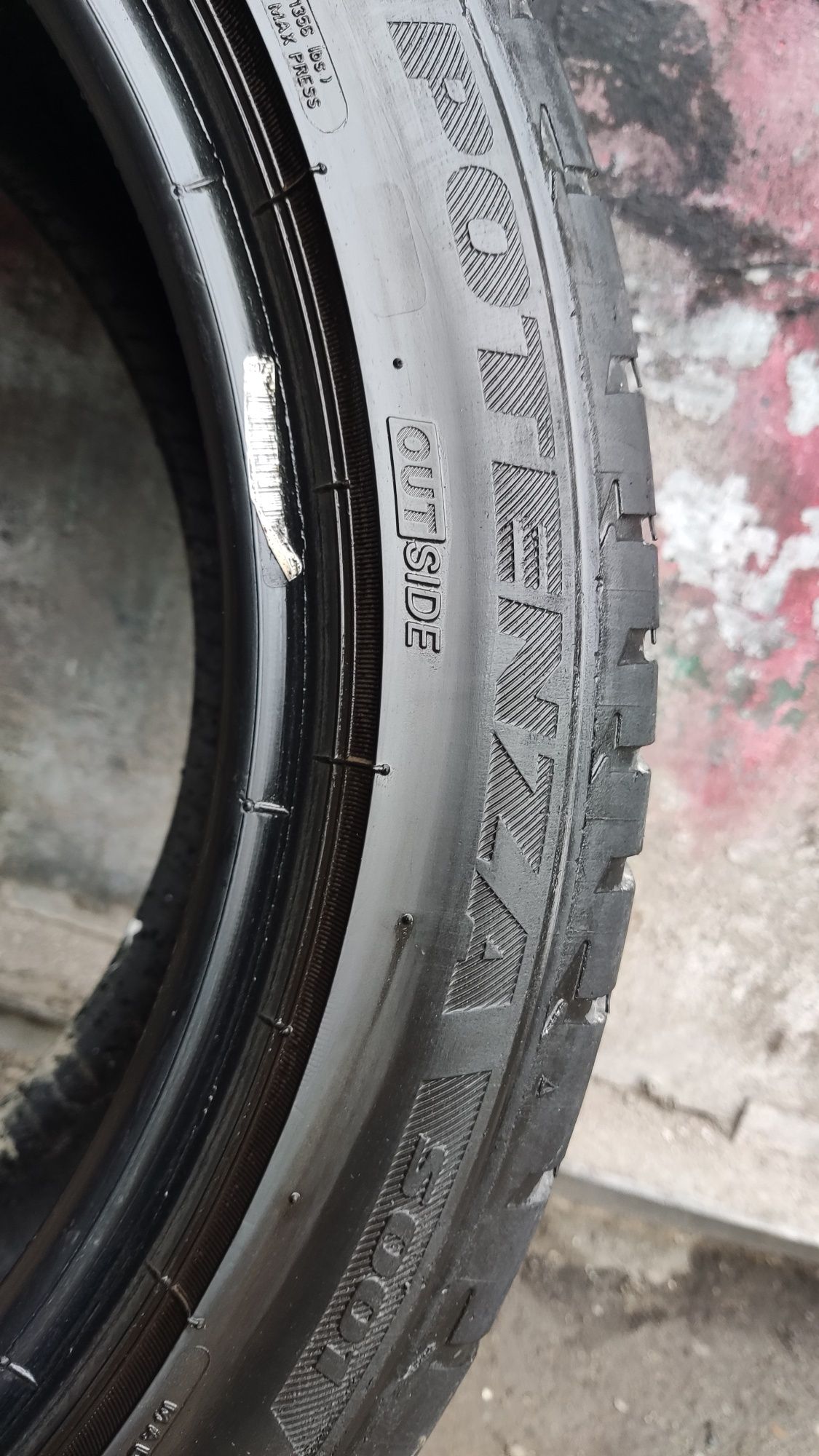 1бр лятна гума 225/45/17 Bridgestone Potenza S001
7.6 mm 
Добро състоя